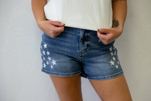 Liberty HW Slim Shorts With Star Splatter