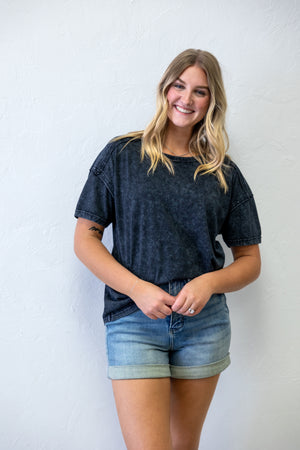 Claire HW Cuff Slim Short