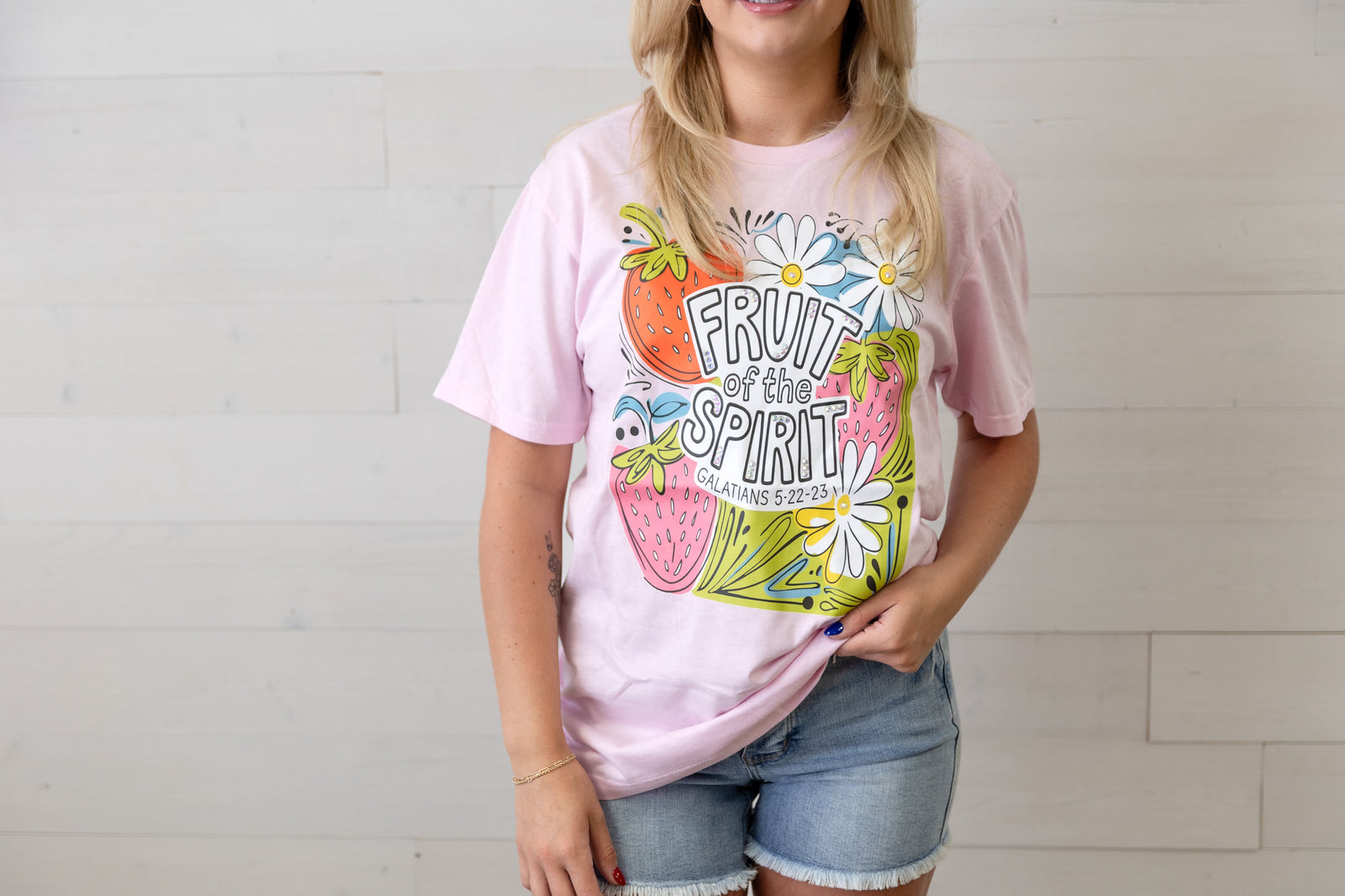Fruit Of The Spirit Graphic Tee Pink