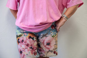 Sherry Slouchy Floral Prints Medium Shorts
