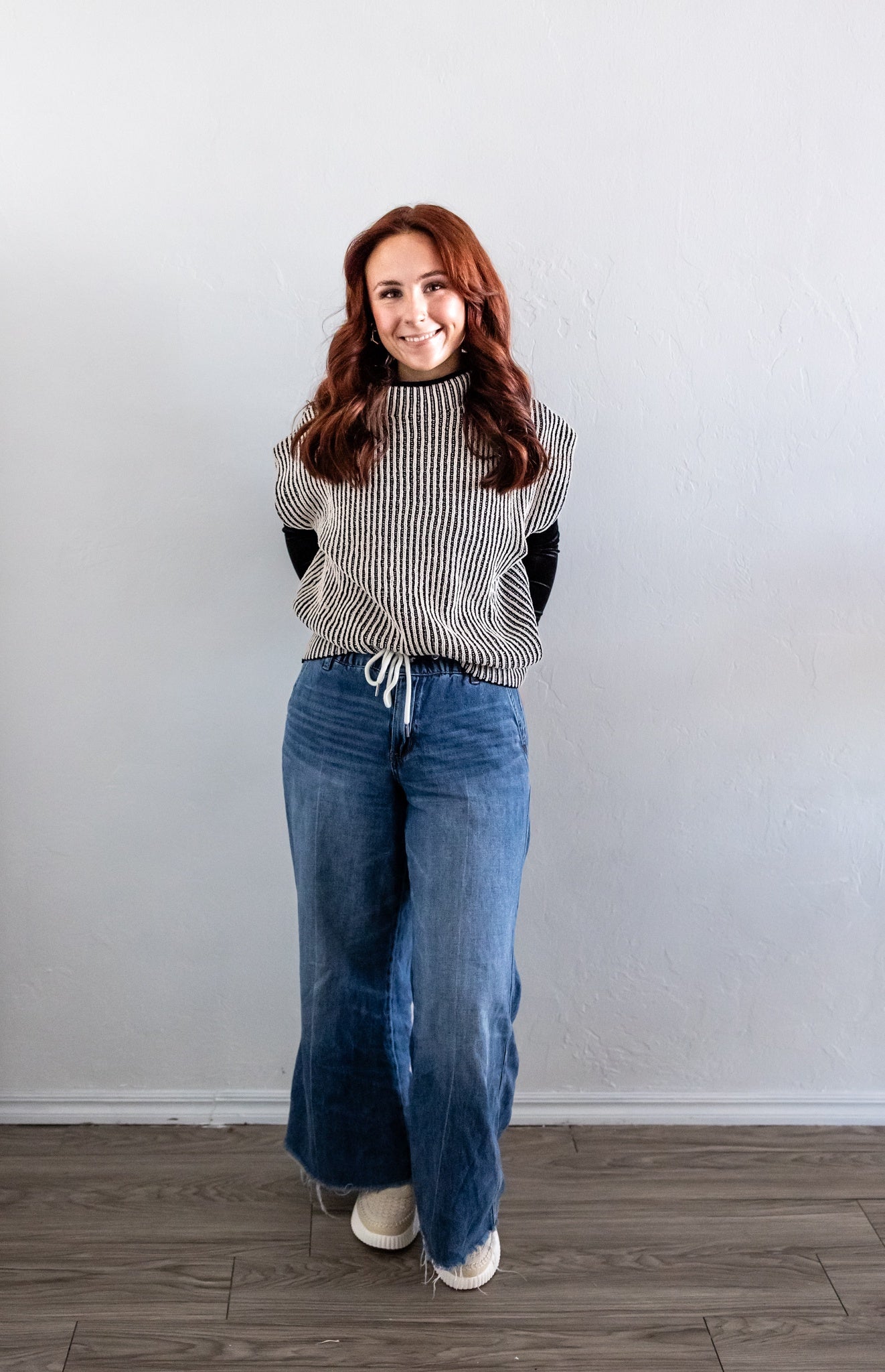 Two Tone Ribbed Knit Sweater Vest Black