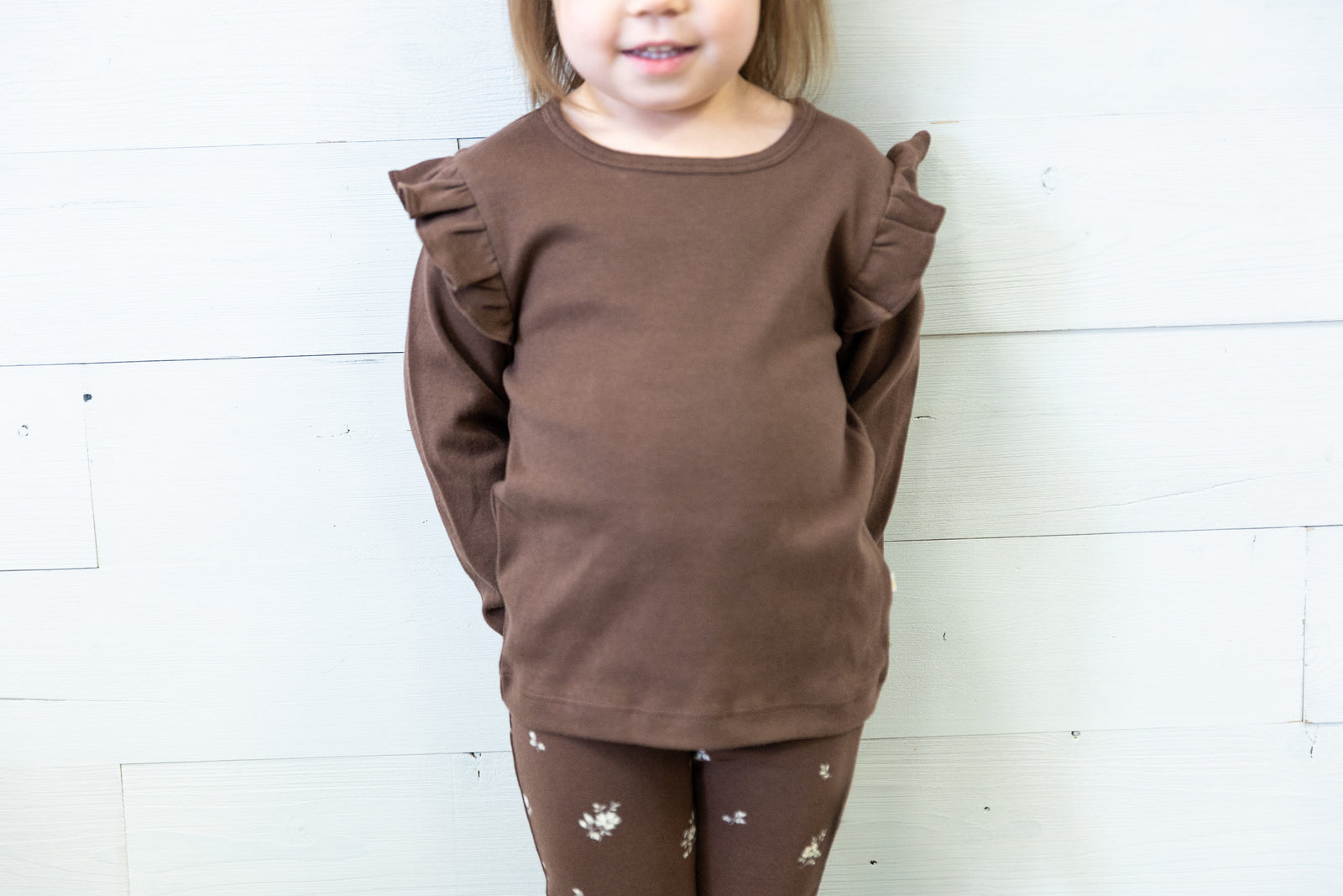 Organic Ruffle LS Top Dark Brown