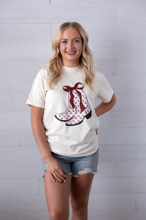 Oklahoma Crimson Boots Graphic Tee Ivory