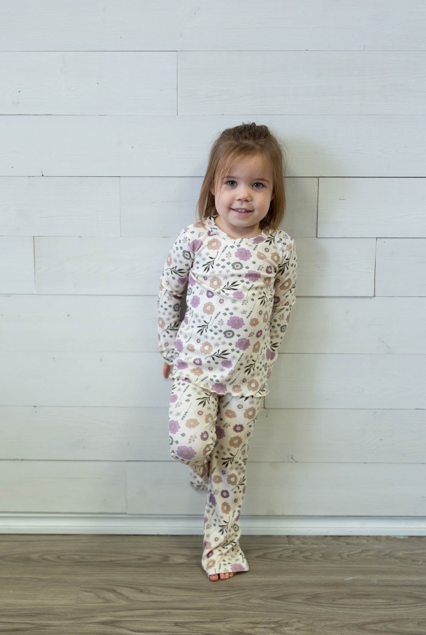 Lettuce Hem Tee Winter Floral