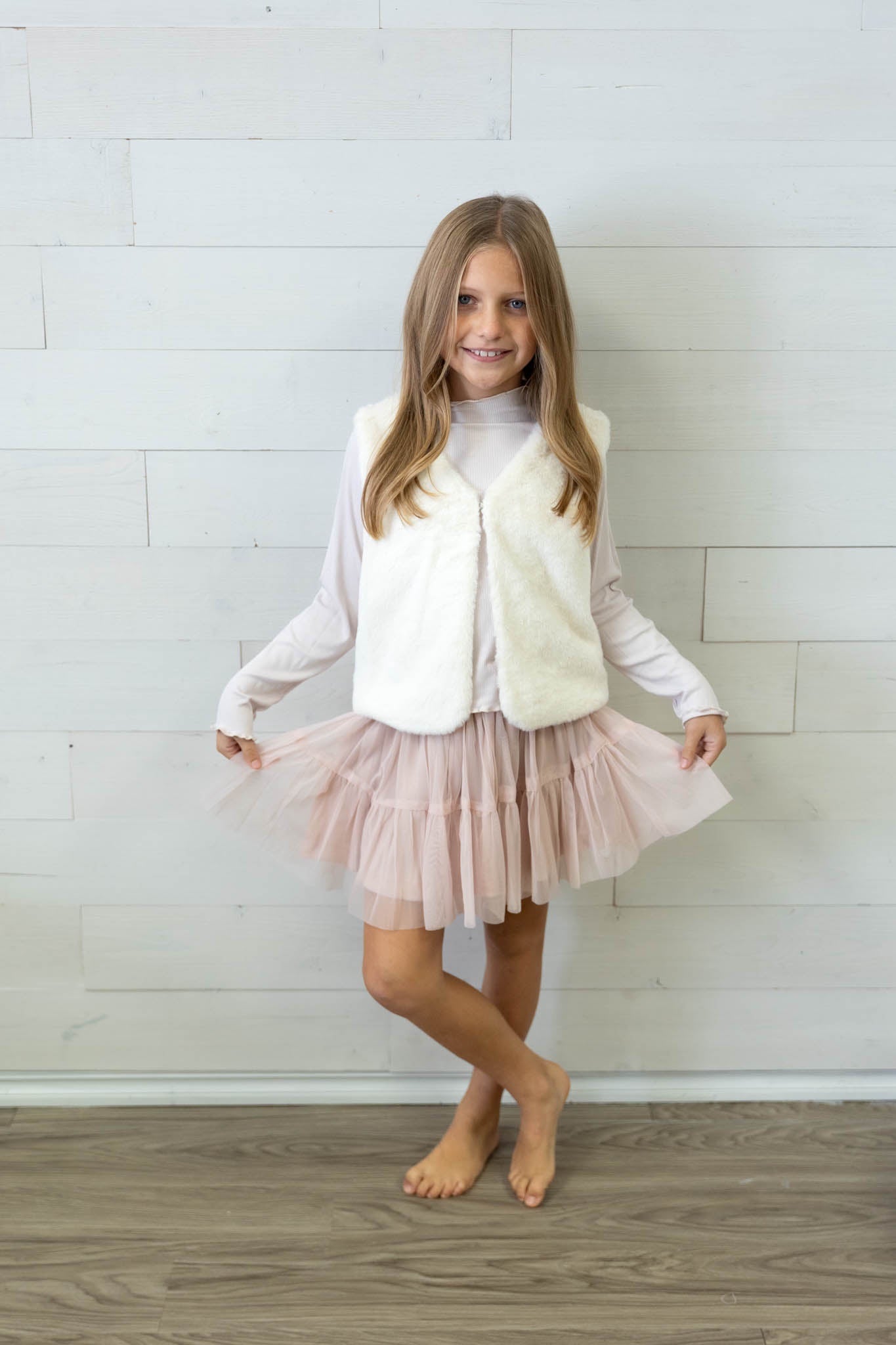 Girl's Off White Woven Sleeveless Jacket