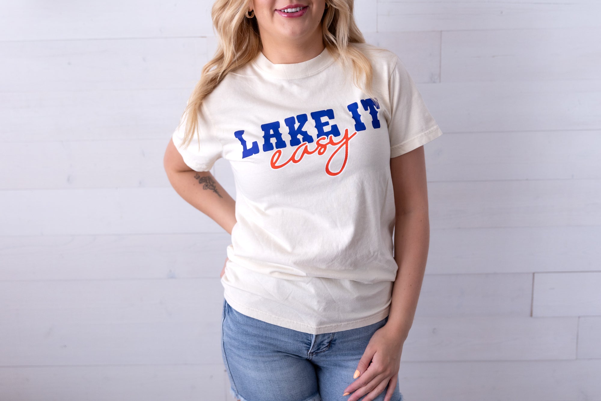 Lake It Easy Graphic Tee Ivory