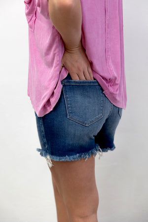 Mid Rise Raw Frayed Hem Denim Shorts Medium