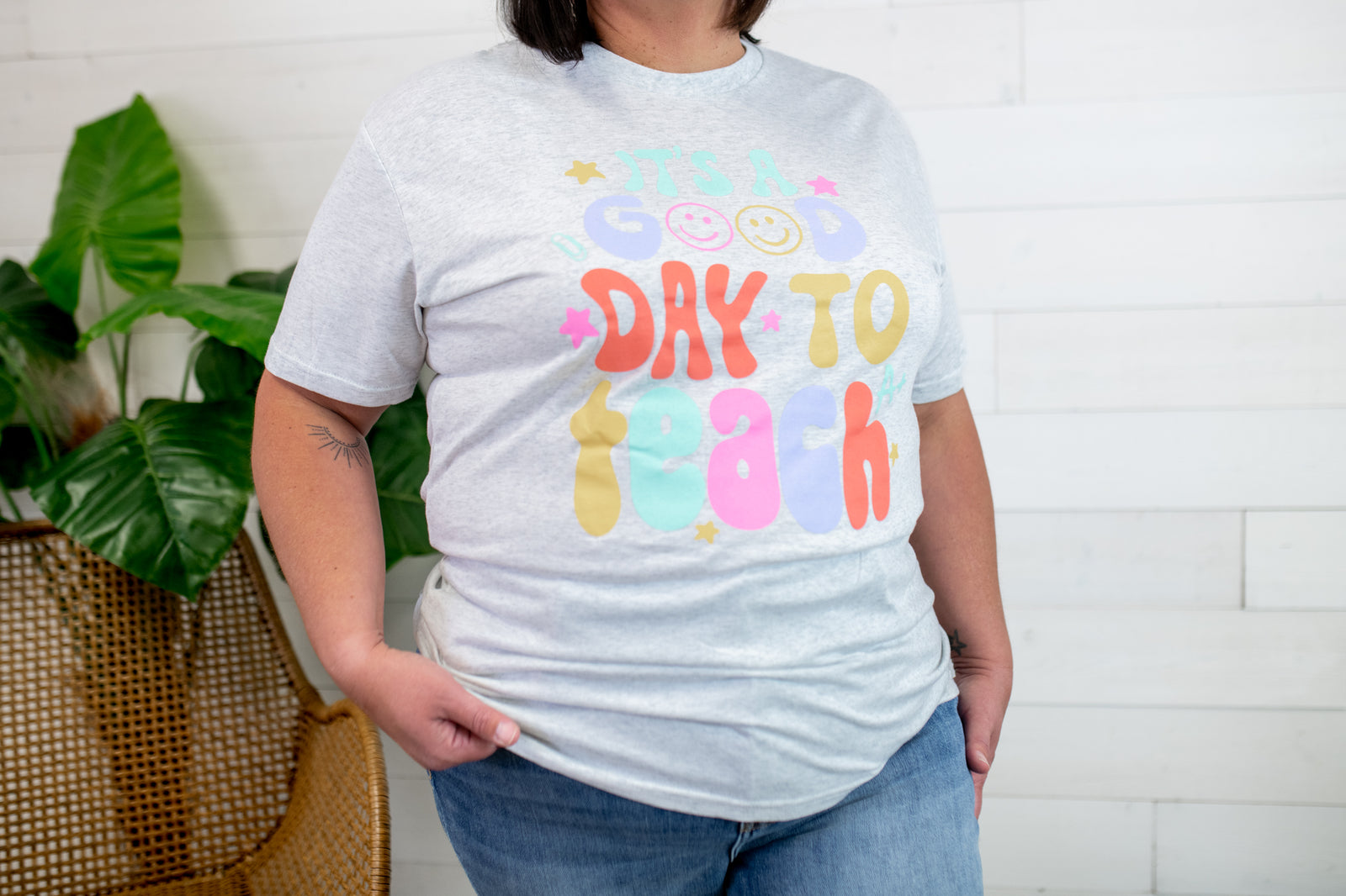 Its a Good Day to Teach Graphic Tee