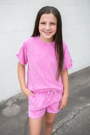 Mineral Wash Raw Edge Short Pink