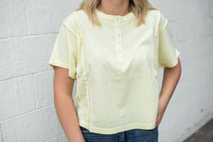 Boxy Fit Henley SS Knit Top Butter Yellow