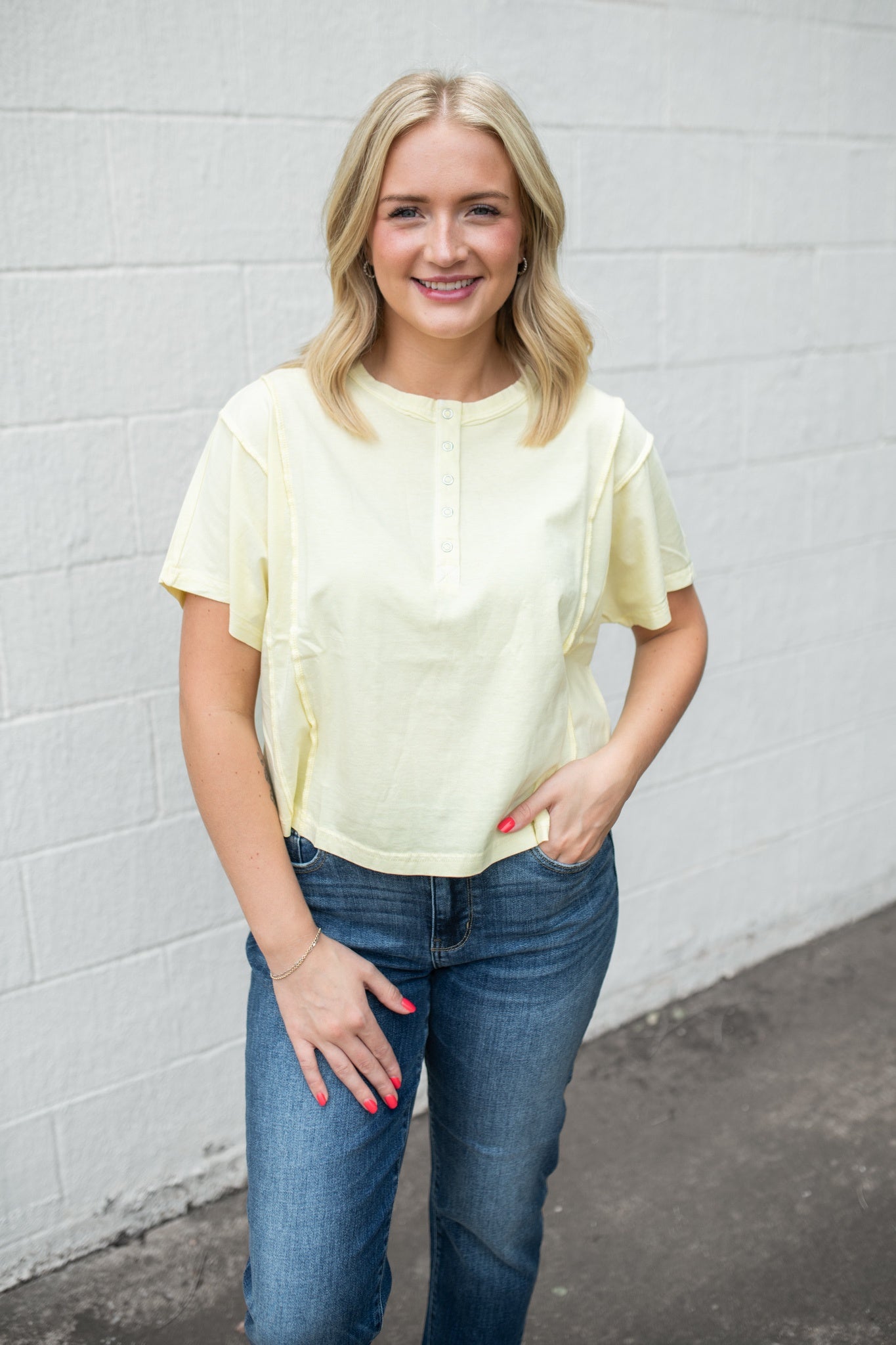 Boxy Fit Henley SS Knit Top Butter Yellow