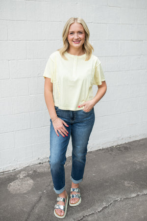 Boxy Fit Henley SS Knit Top Butter Yellow