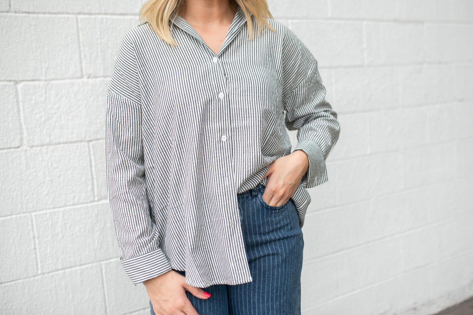 Black & White Stripe Button Up Top