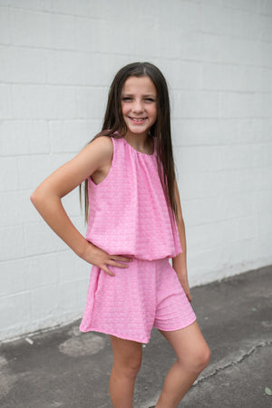 Curly Wrinkle Fabric Sleeveless Top Pink