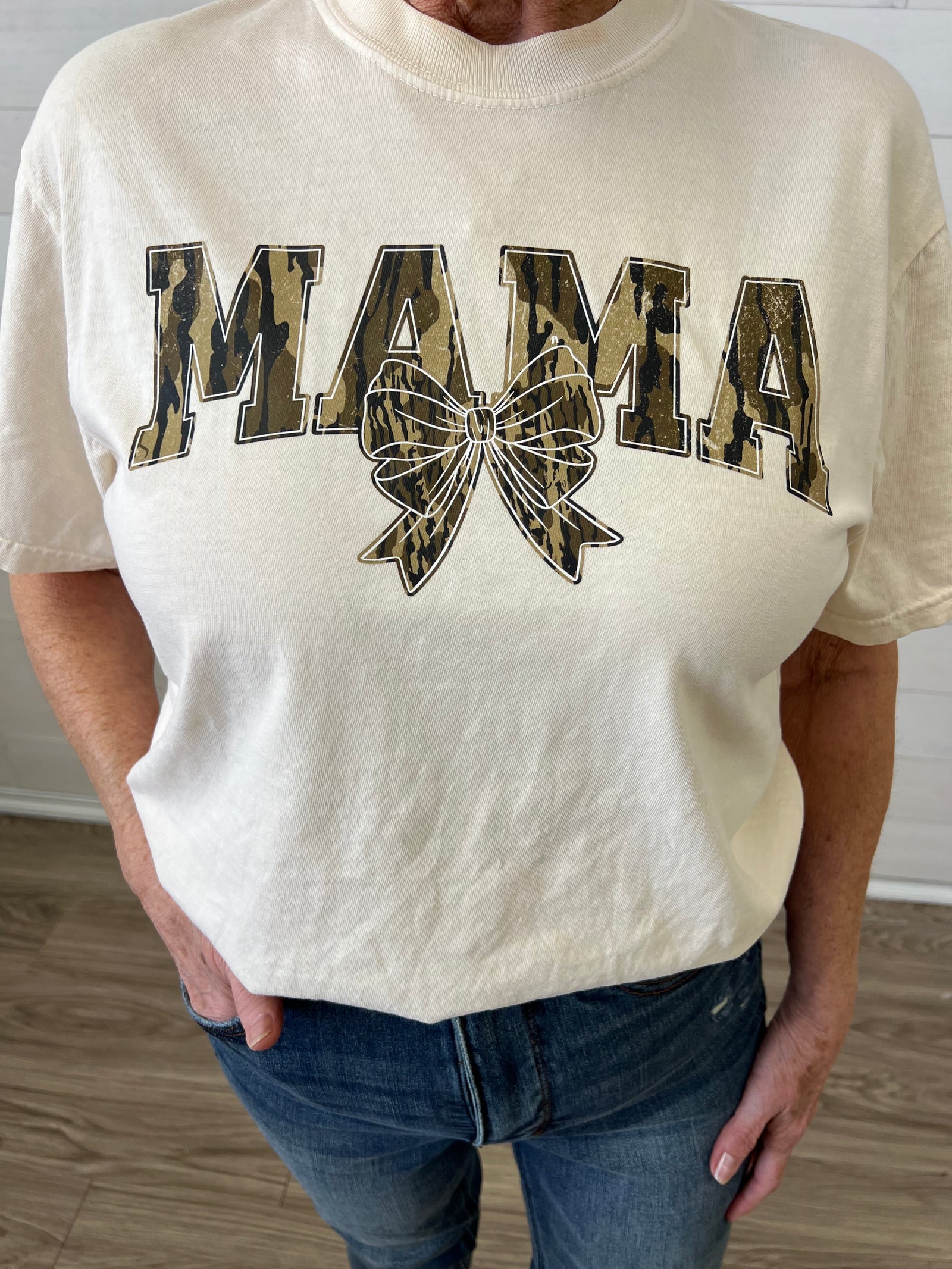 Mama Bow Camo Graphic Tee Ivory