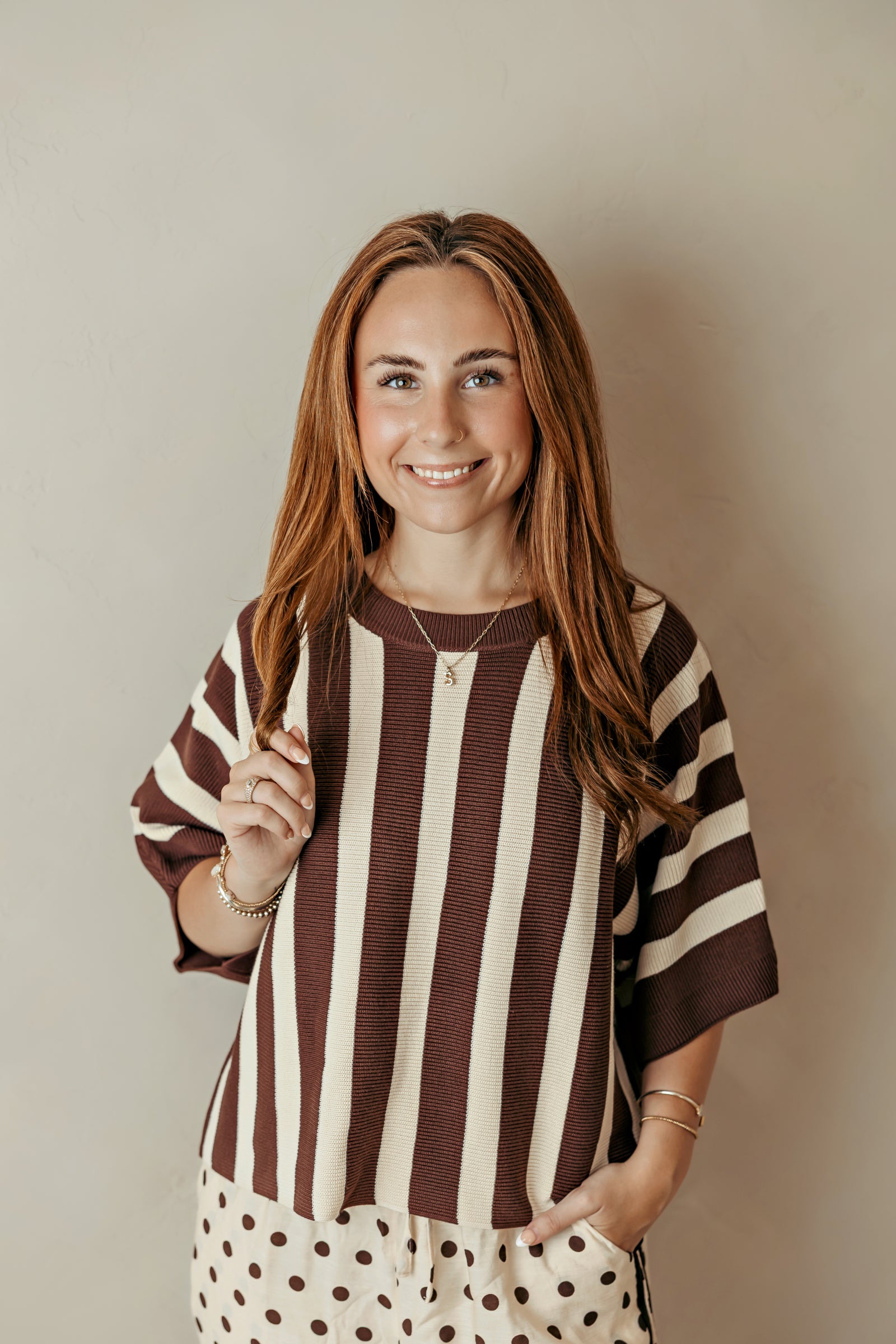 Striped Ribbed Short Sleeve Dolman Top In Burgundy