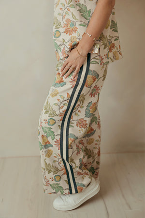 Color Ribbed Band Accent Floral Pants