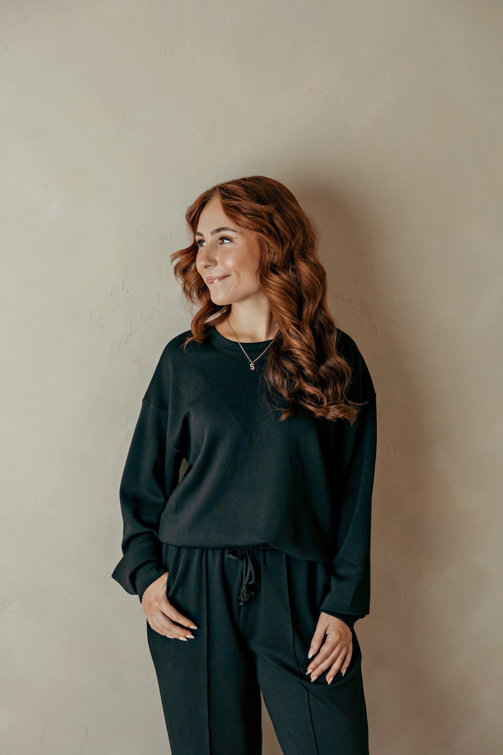 Black Crew Neck Sweatshirt