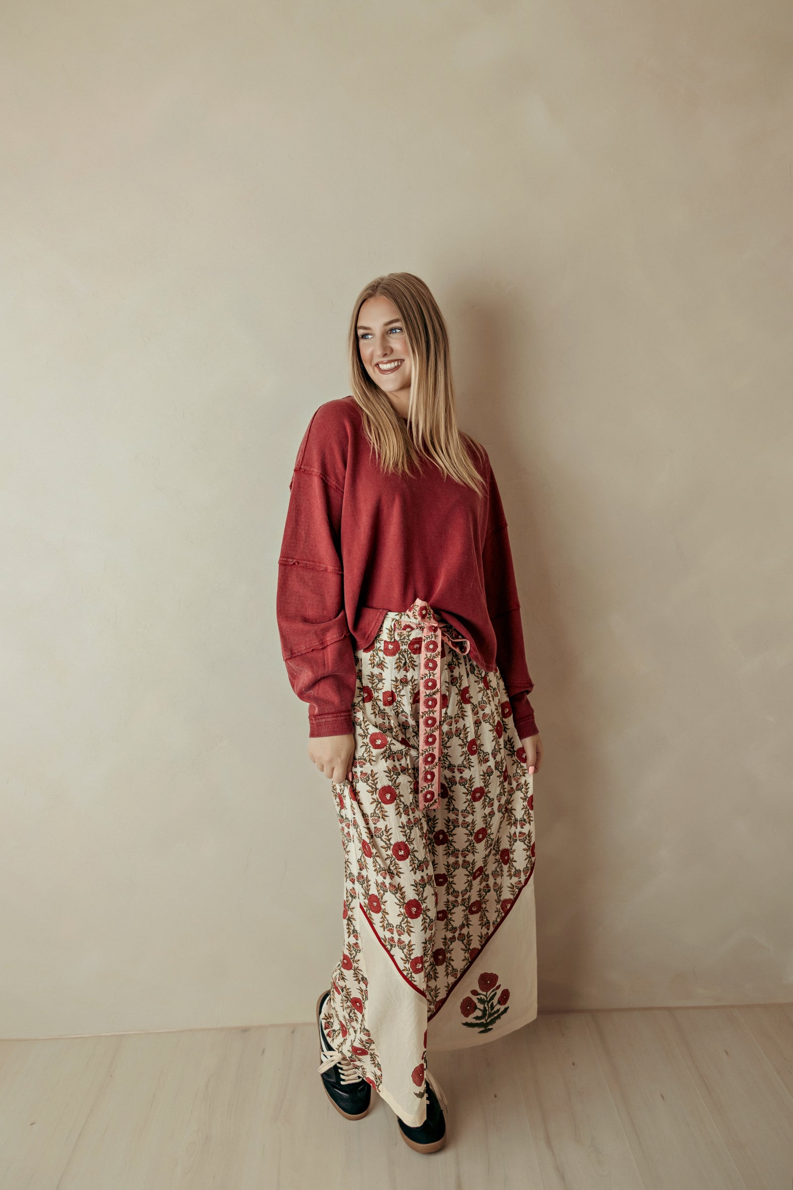 Floral Relaxed Fit Wide Leg Side Zip Pant