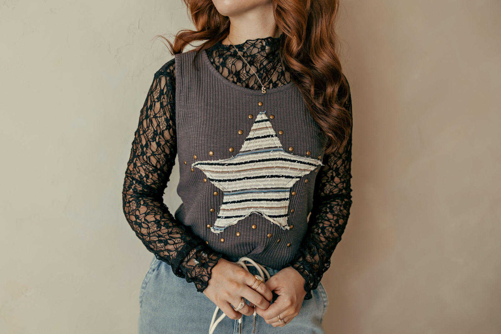 Round Neck Slim Fit Sleeveless Top Star Accent Charcoal