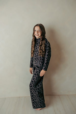 Girl's Knitted Sweater Dark Grey Leopard