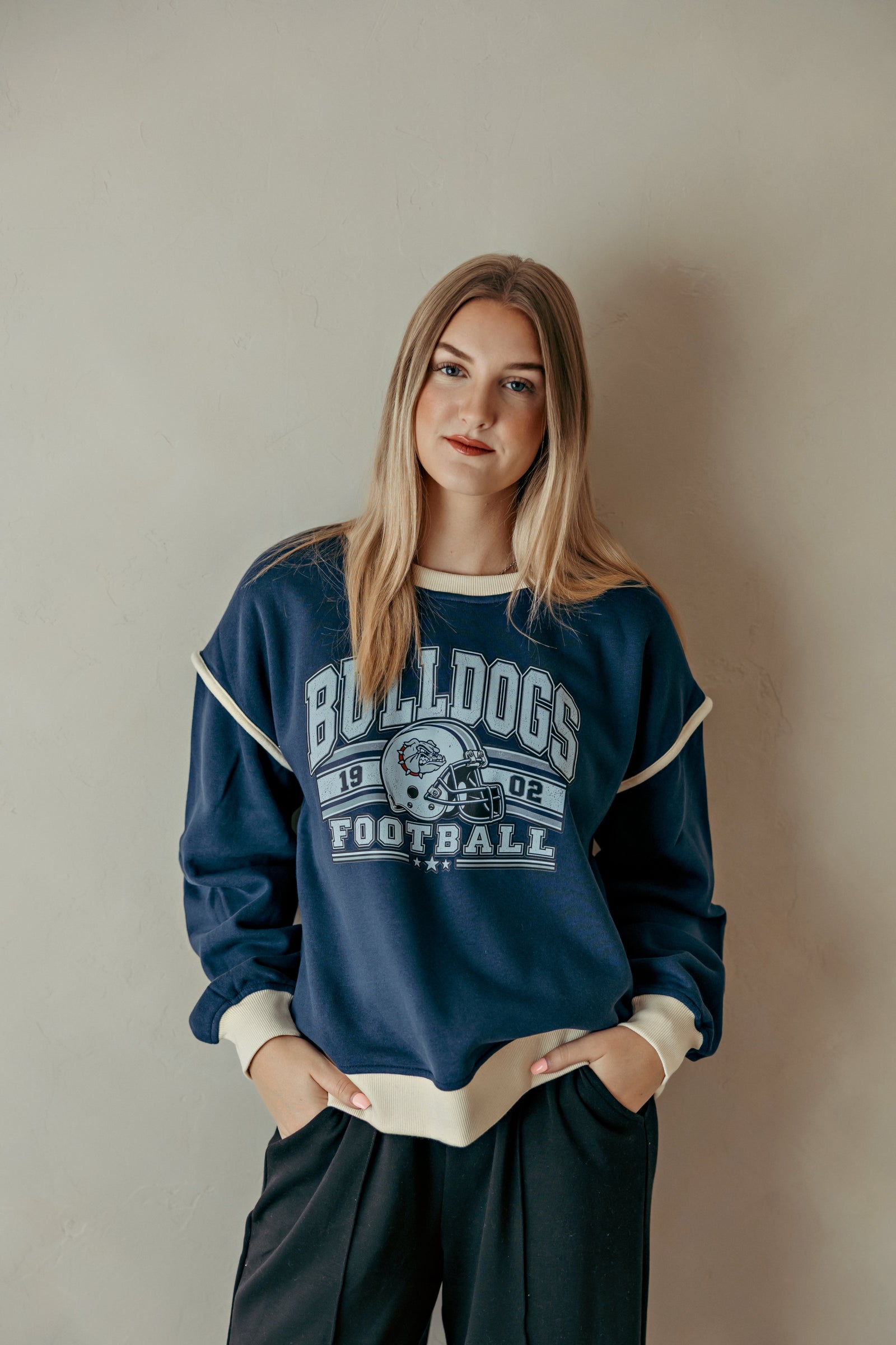 Bulldogs Vintage Football Helmet Sweatshirt Navy