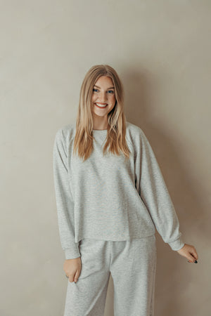 Scuba Crew Neck Pullover & Pant Set Heather Grey
