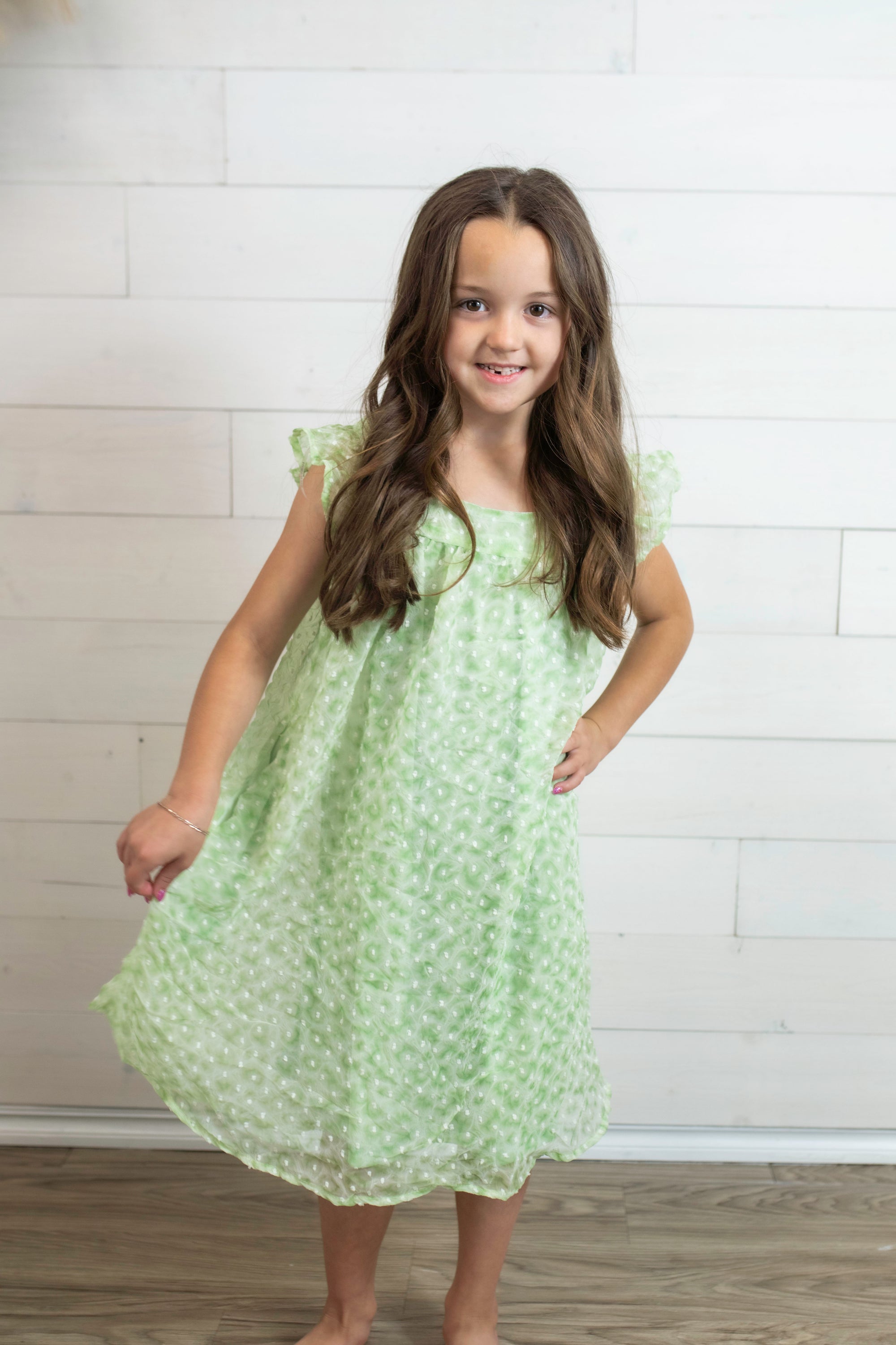Girls Sleeveless Flowy Dress Green and White