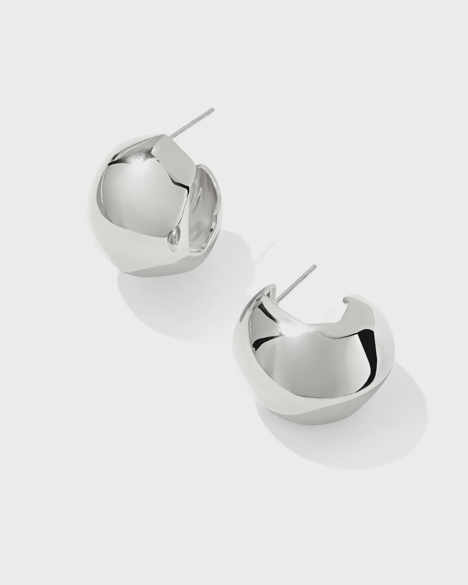 Kaitlin Hoop Rhod Earring