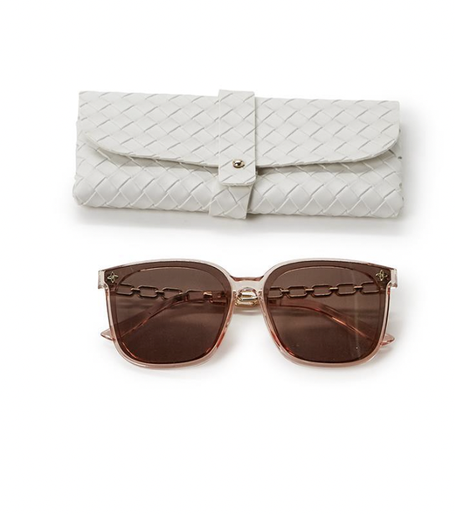 Twos Company Chain Link Sunglasses Woven Case White