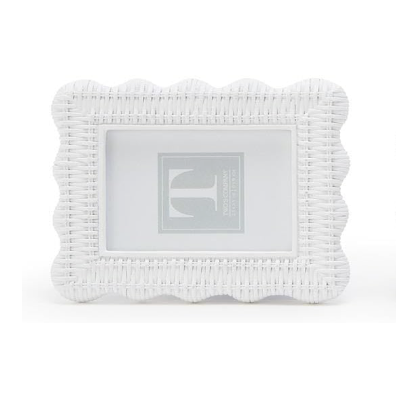 Twos Company 3x3 Scallop Ratan Weaves