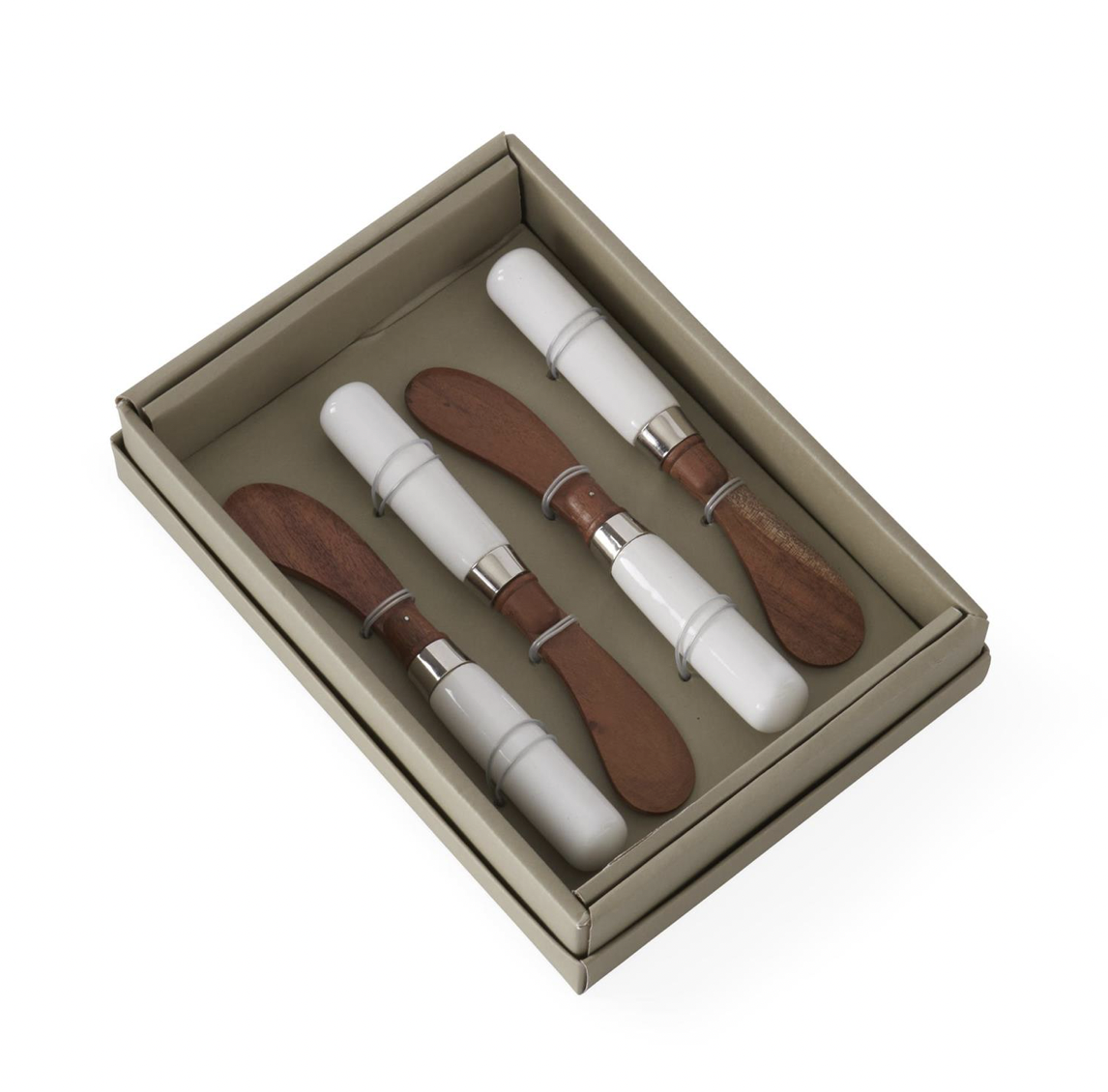 K&K Interiors Set Of 4 Wood Spreaders with White Enameled Handles
