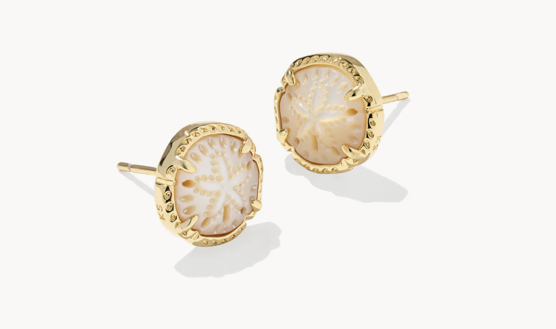 Sand Dollar Stud Earring Gold Natural MOP
