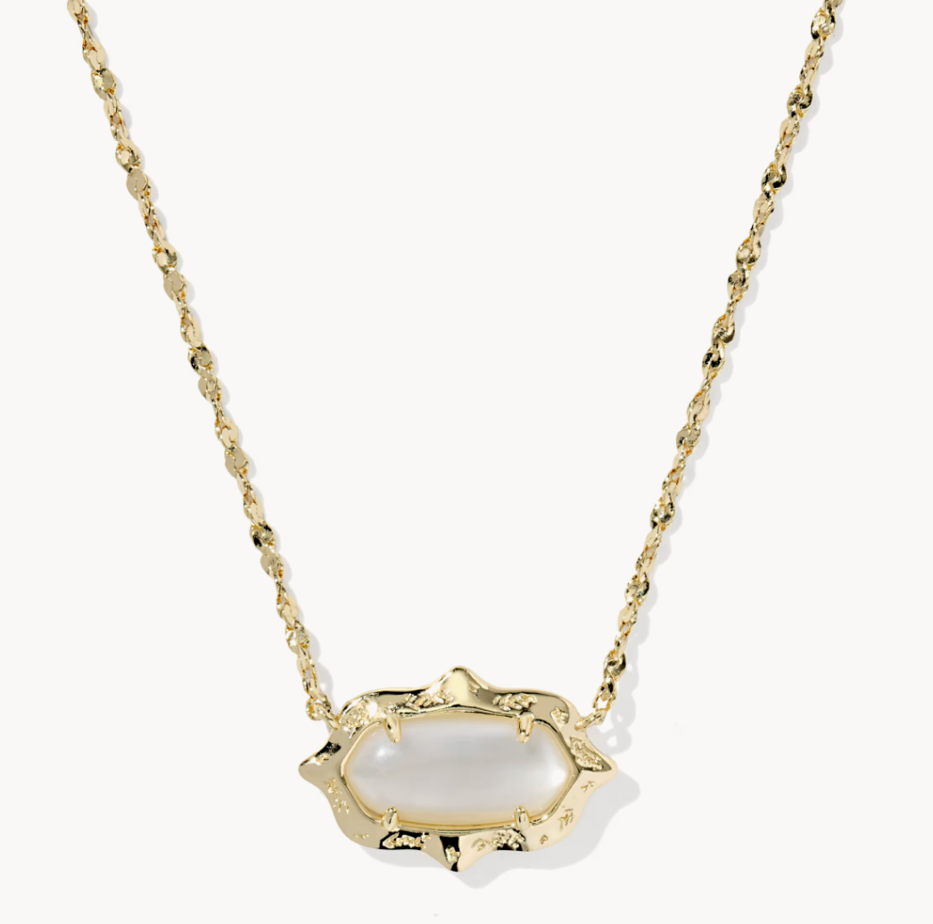 Elisa Scallop Frame Short Pendant Necklace Gold Natural Mother Of Pearl