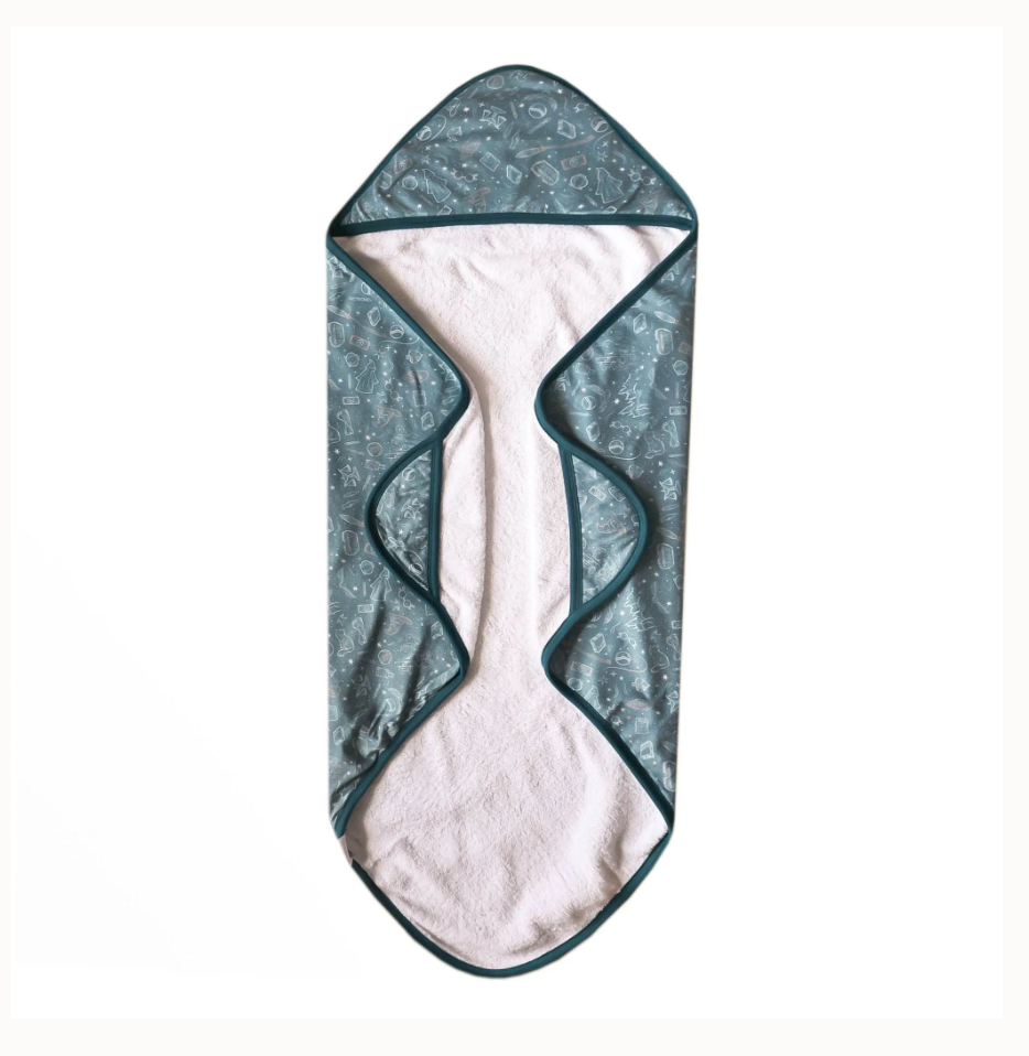 Hogwarts Copper Pearl Hooded Towel