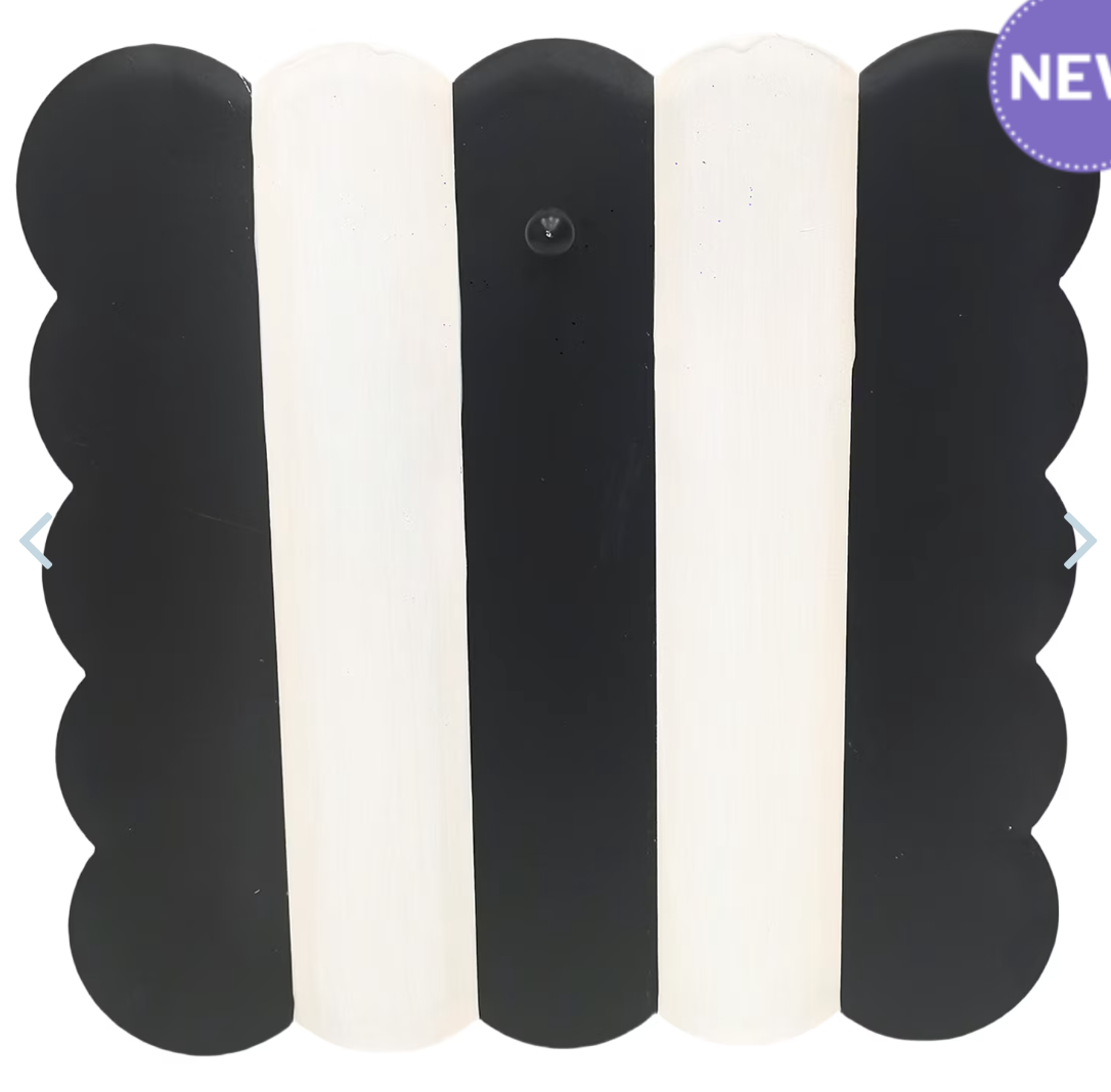 Black & Cream Scalloped Display Board
