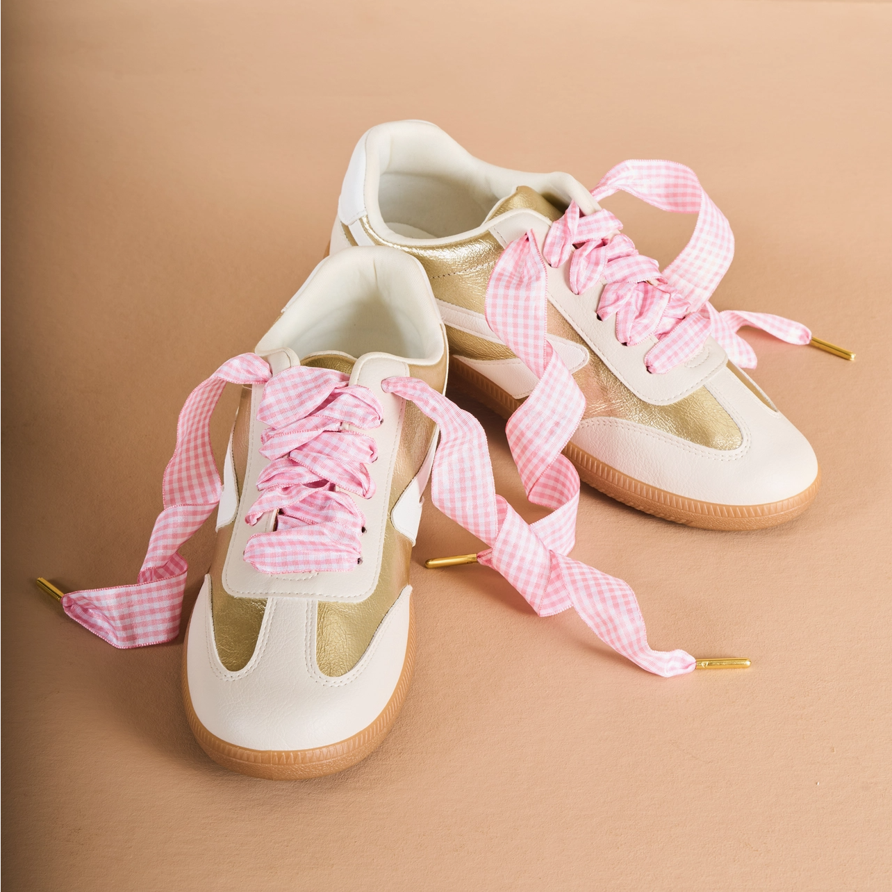 Step It Up Gingham Pink Shoe Laces