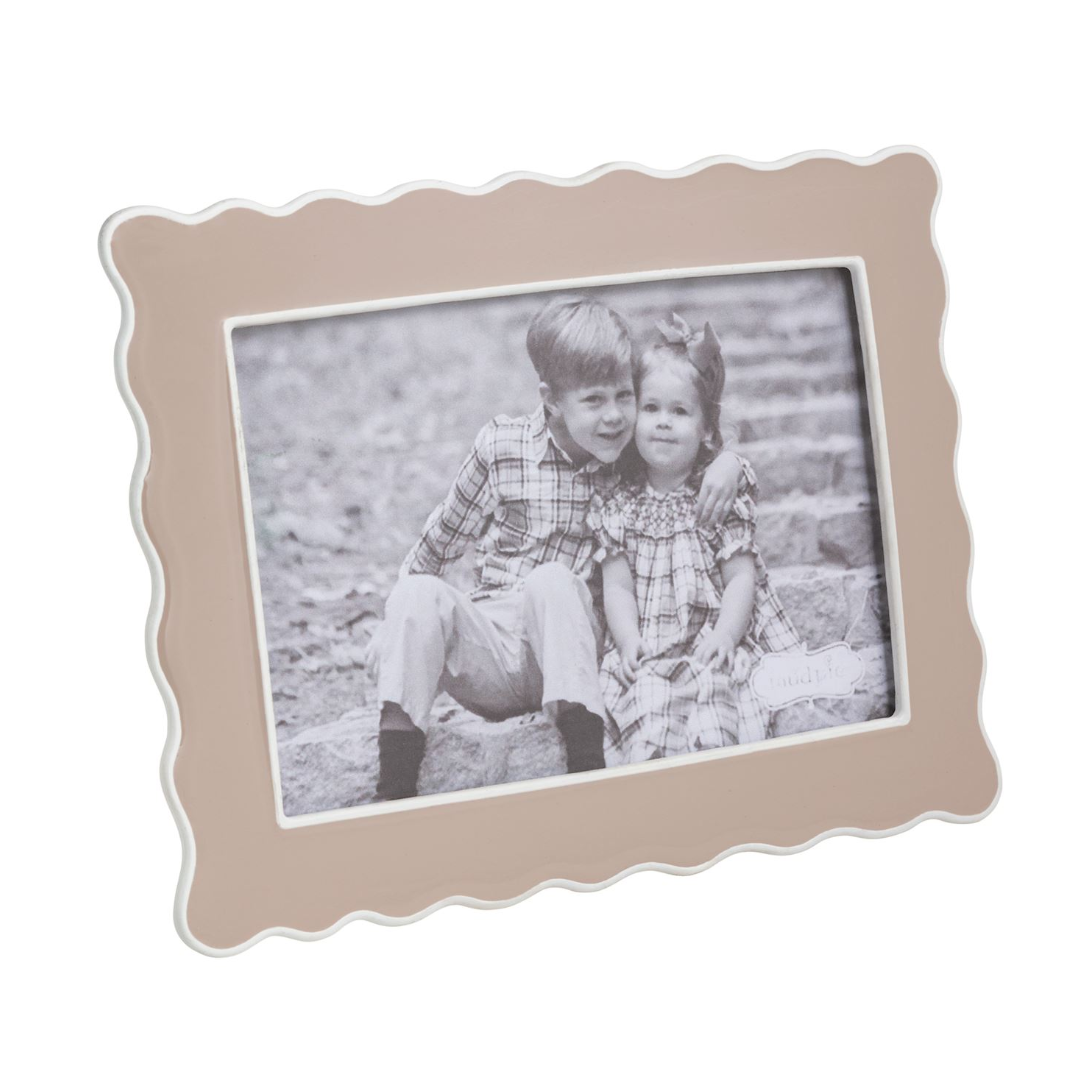Taupe Enamel Frame 4x6