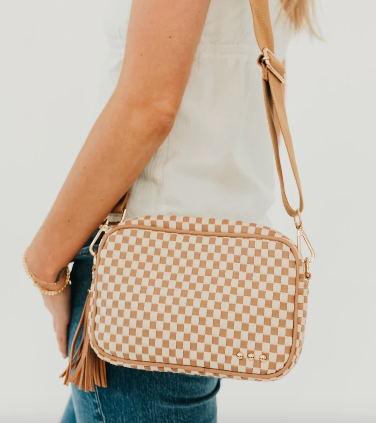Willow Woven Camera Crossbody Checkered Tan