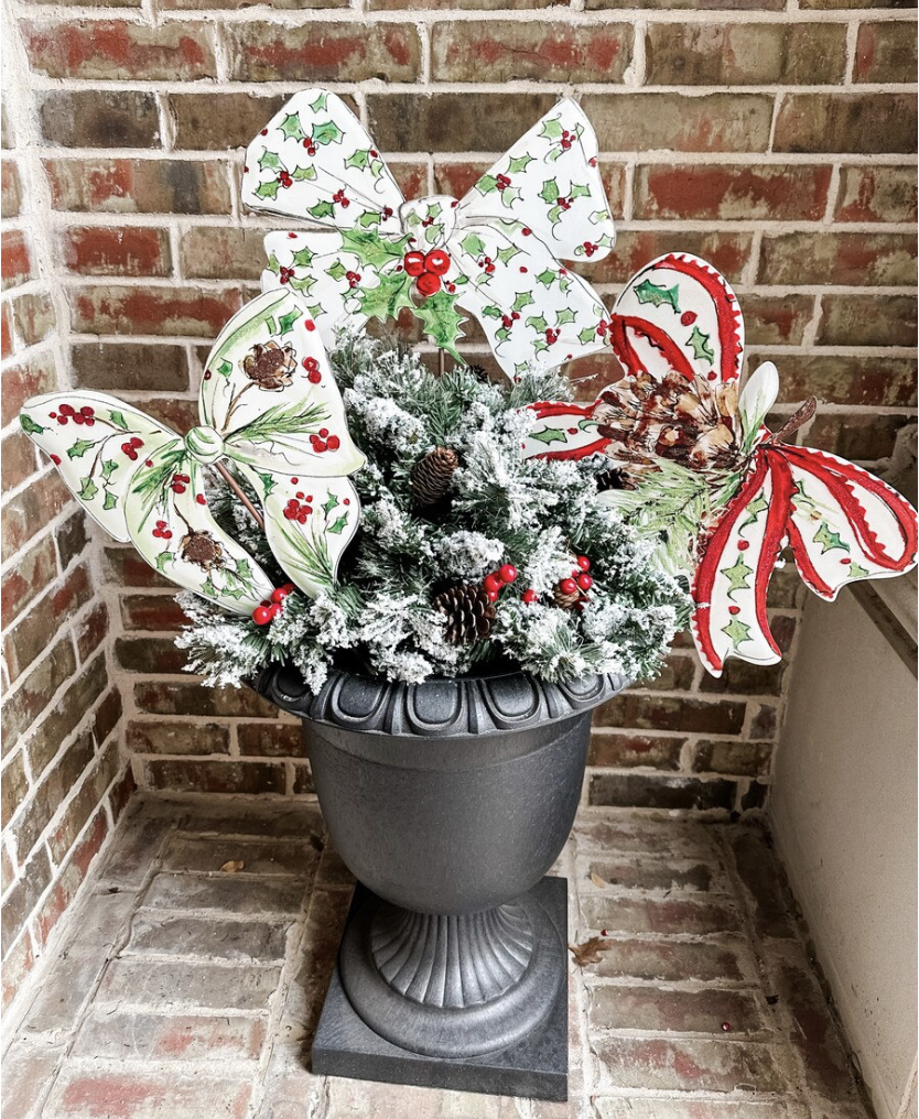 Becks Traditional Pine Cone Bow Yard Stake