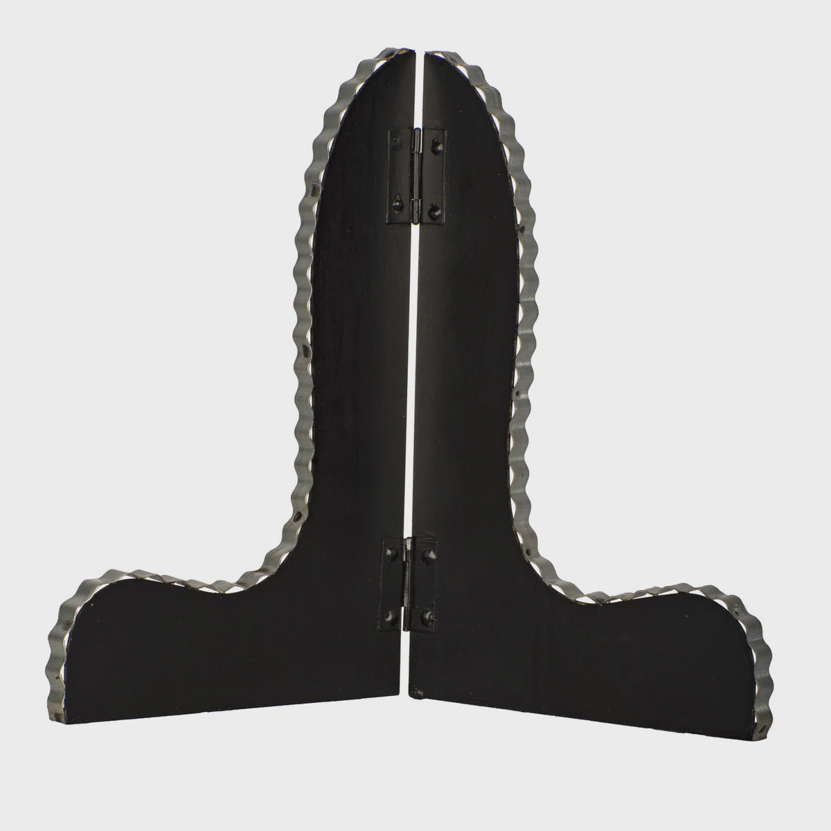 The Round Top Black & Galvanized Easel-Medium