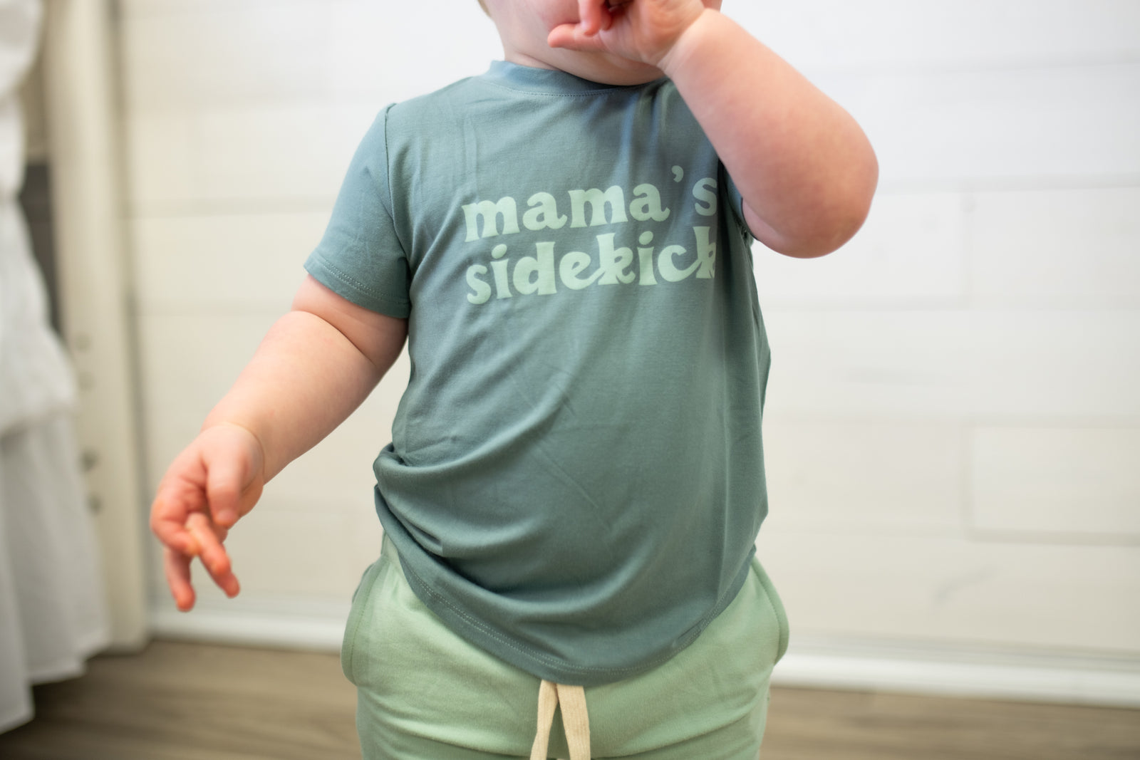 Shirt Mama's Sidekick Green