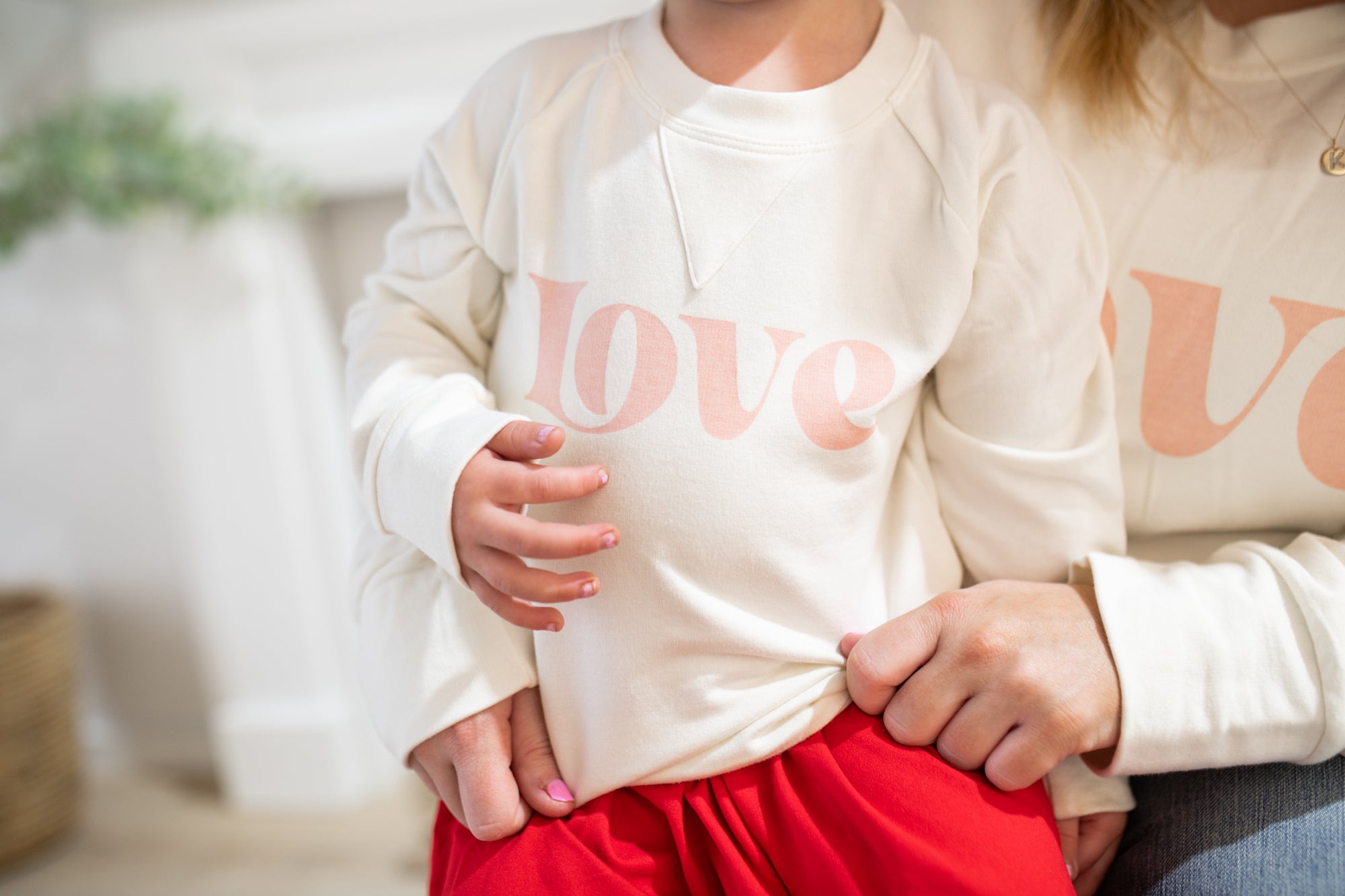 "Love" Raglan Kid's Sweatshirt