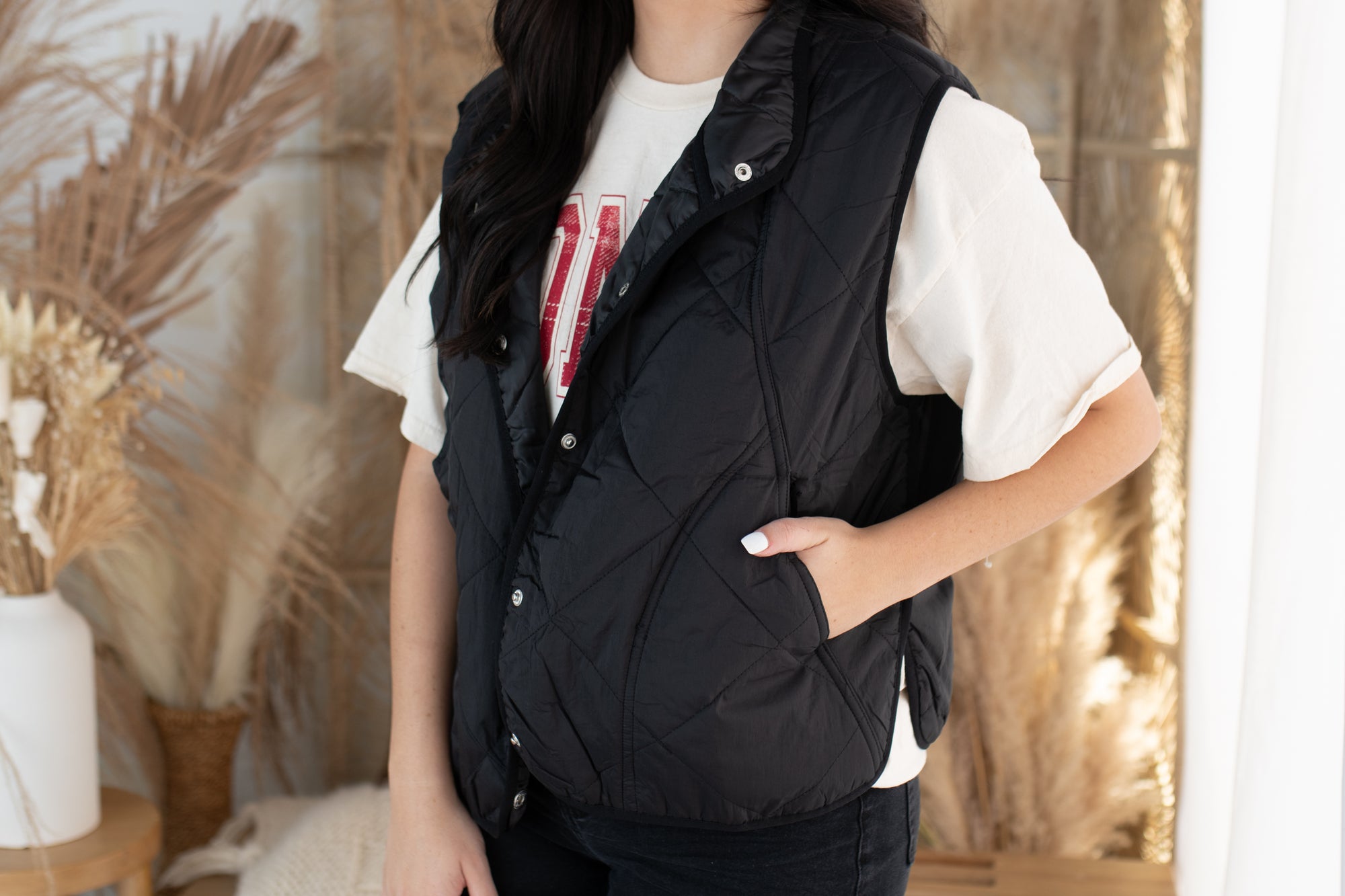 Women's Quilted Puffer Vest-Black