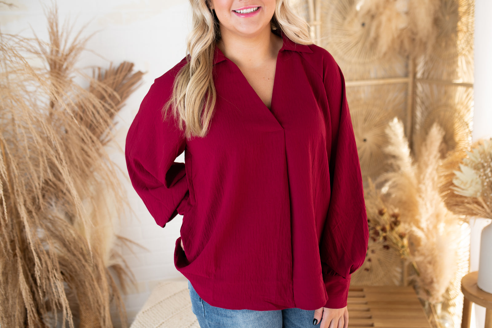 Burgundy Solid Collar Long Sleeve V-Neckline Blouse