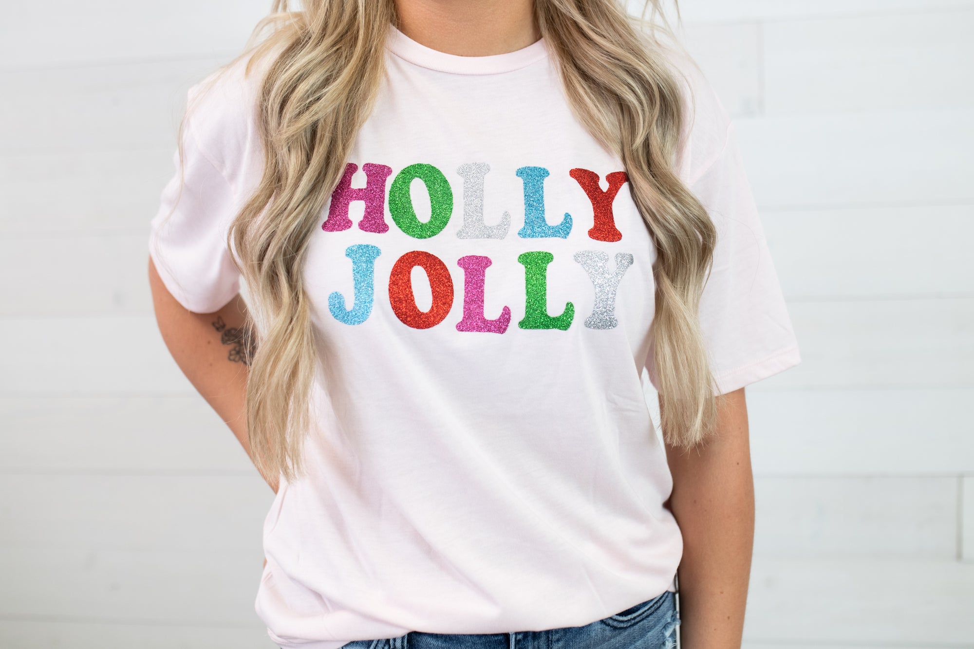 The Royal Standard Holly Jolly Glitter Crew Neck T-Shirt-Pink bht