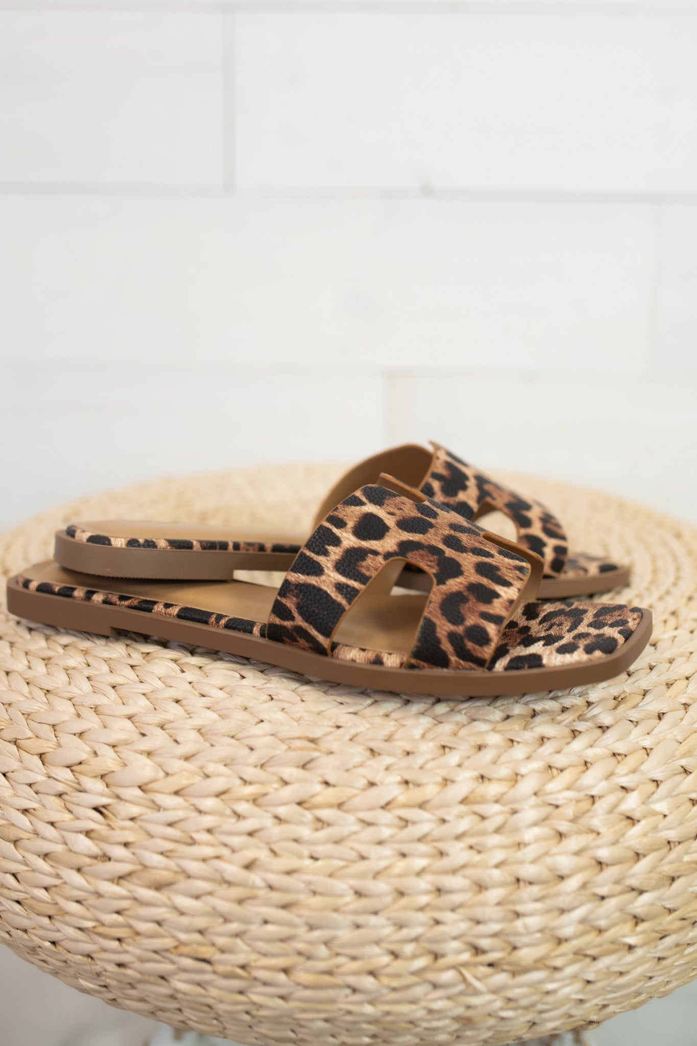 Soda Knit Leopard Slide