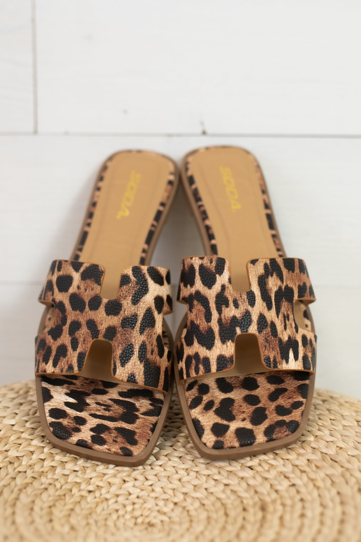 Soda Knit Leopard Slide