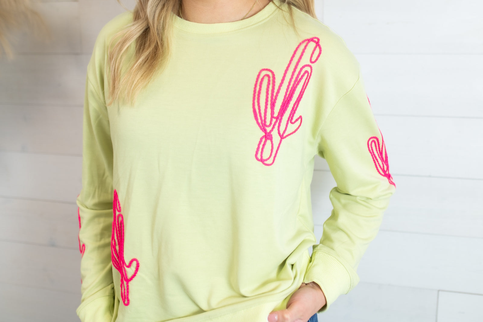 Merigold Kiss Cactus Embroidery Sweatshirt Green