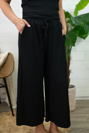 Black Ribbed Crop Pants